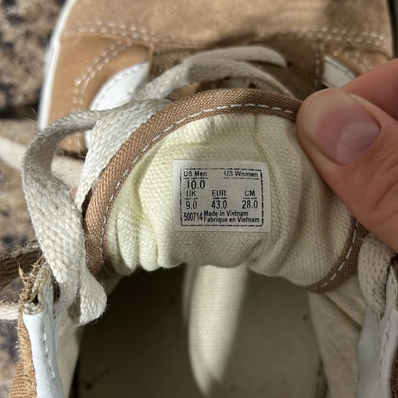 Men’s tan vans shoes - Picture 5 of 5